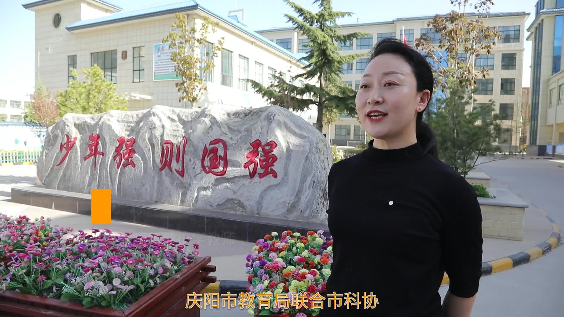 【第一眼】贊！科普知識(shí)進(jìn)校園，讓學(xué)生“零距離”感受科技魅力……
